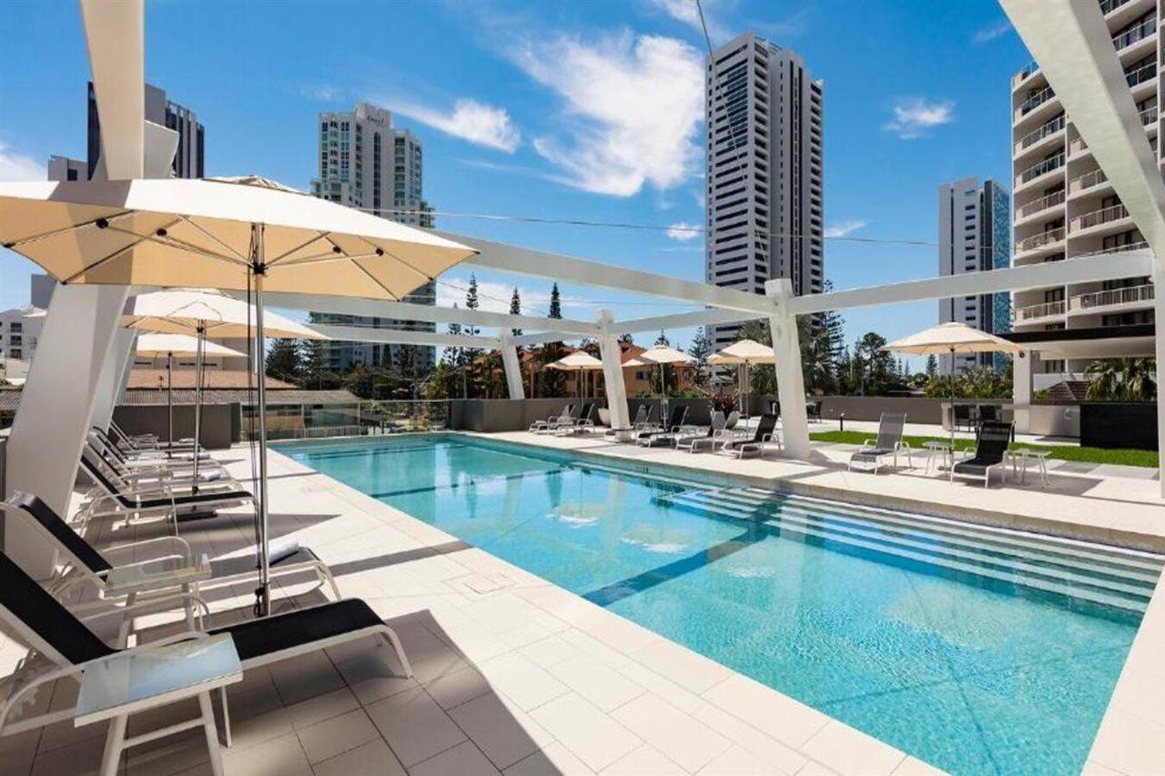 Avani Broadbeach Residences Gold Coast Exterior photo