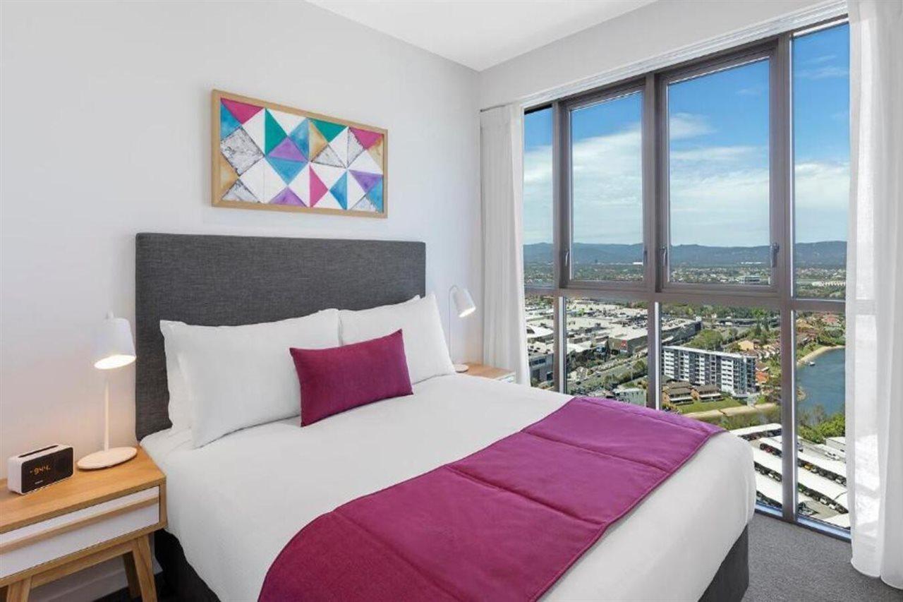 Avani Broadbeach Residences Gold Coast Exterior photo