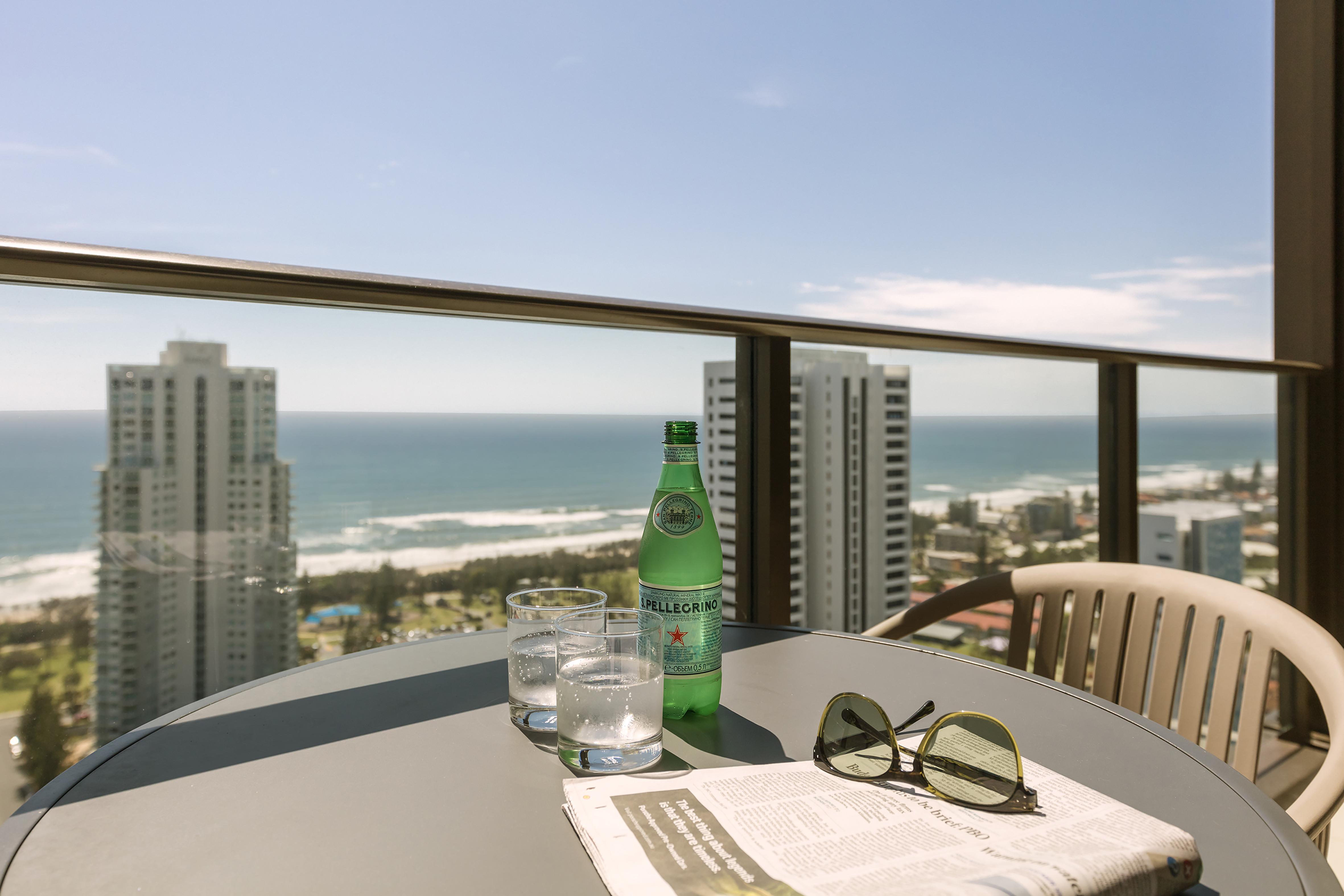 Avani Broadbeach Residences Gold Coast Exterior photo