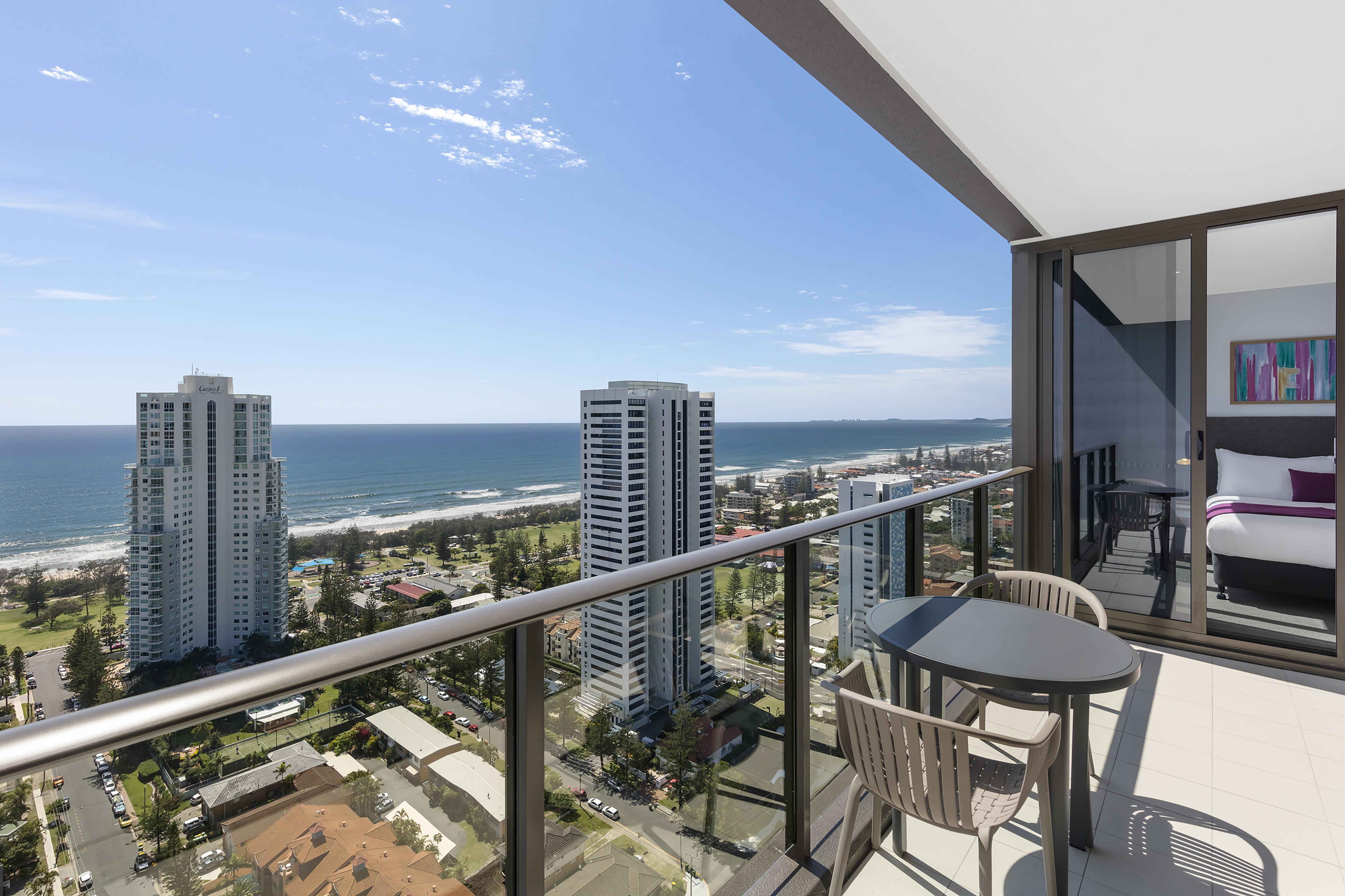 Avani Broadbeach Residences Gold Coast Exterior photo