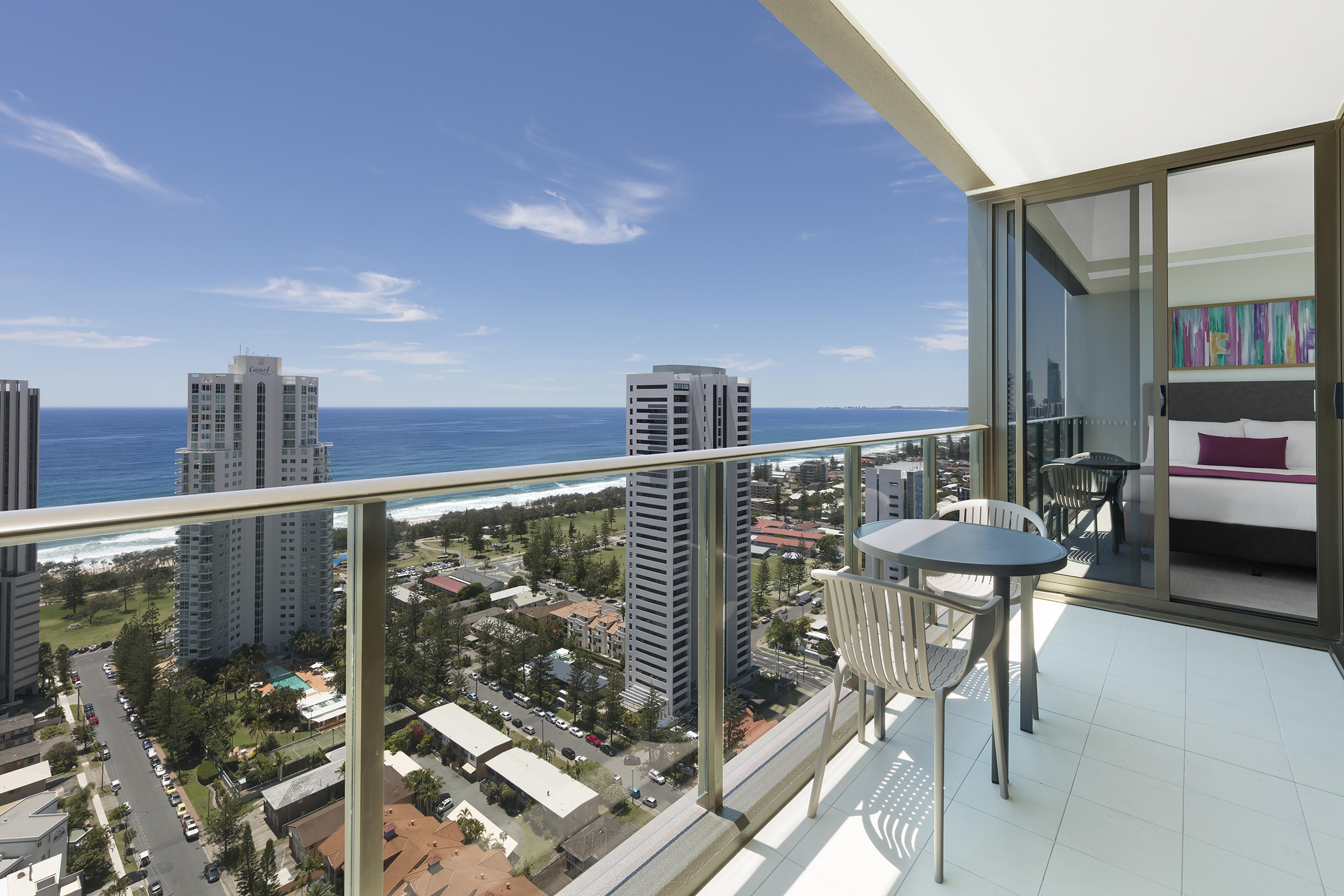 Avani Broadbeach Residences Gold Coast Exterior photo