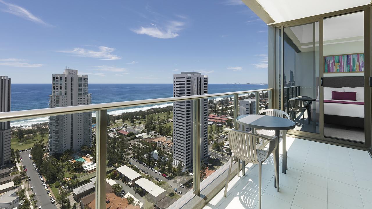 Avani Broadbeach Residences Gold Coast Exterior photo